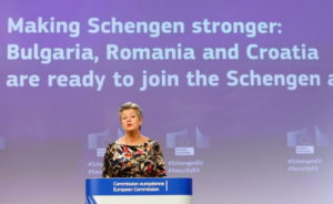 Croacia se integra en el espacio Schengen